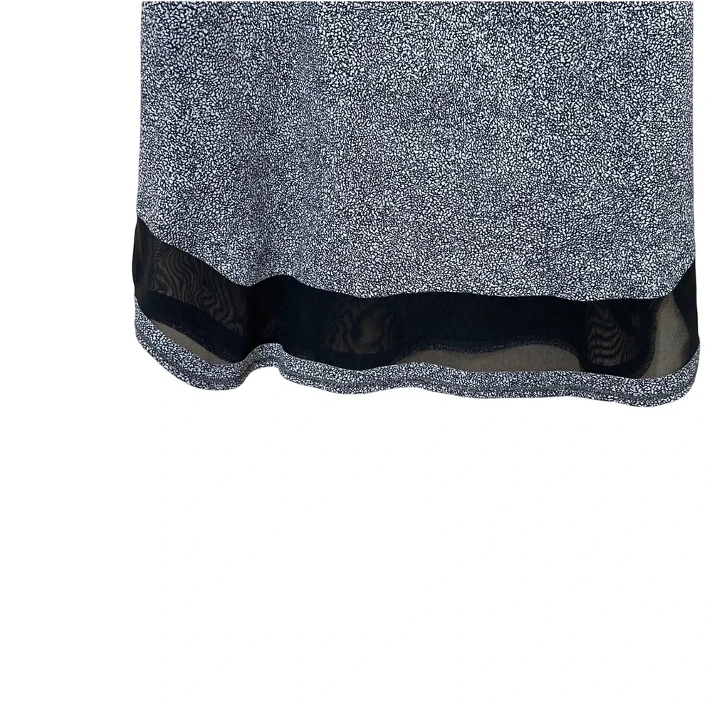 LULULEMON Smooth‎ Stride Tank Sea Spray Alpine White Dark Chrome 4-Neutral Core